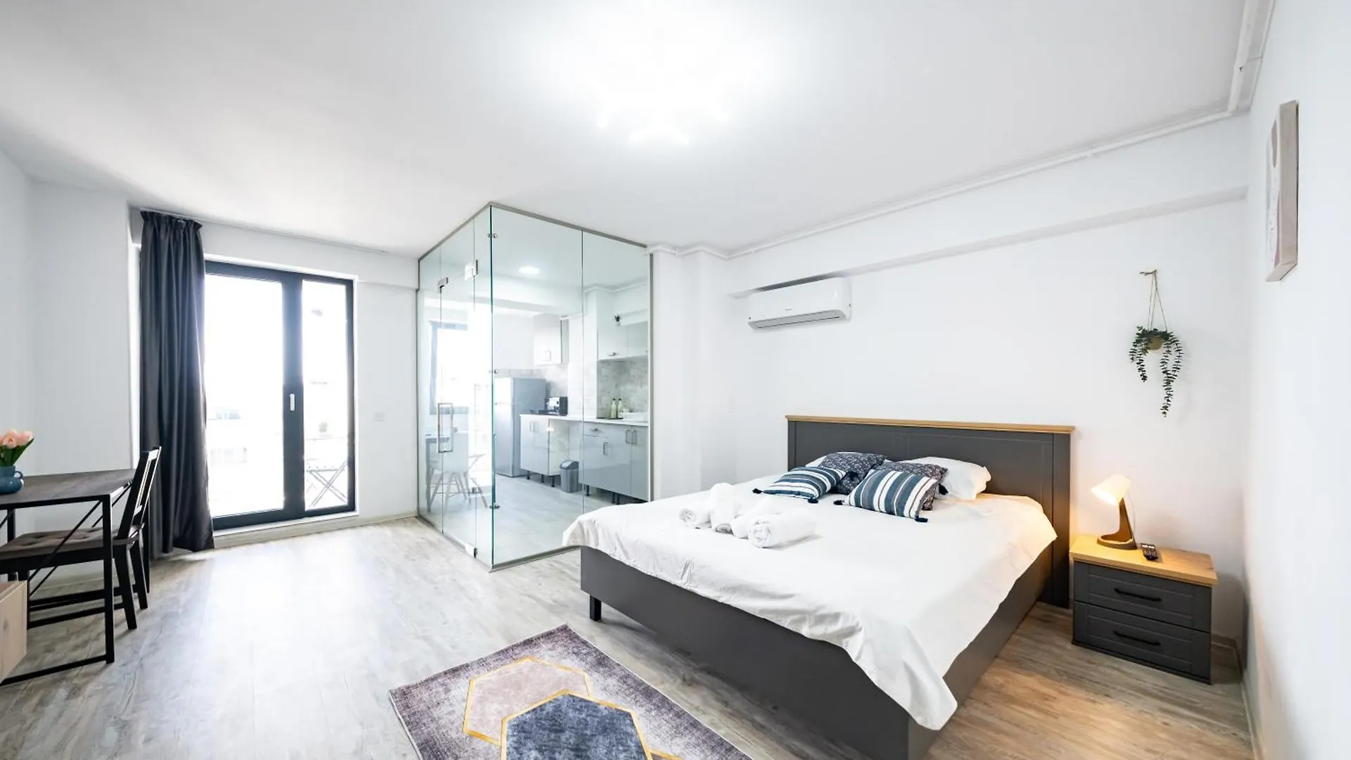 Yusuf Studio Nerva Traian Bucharest