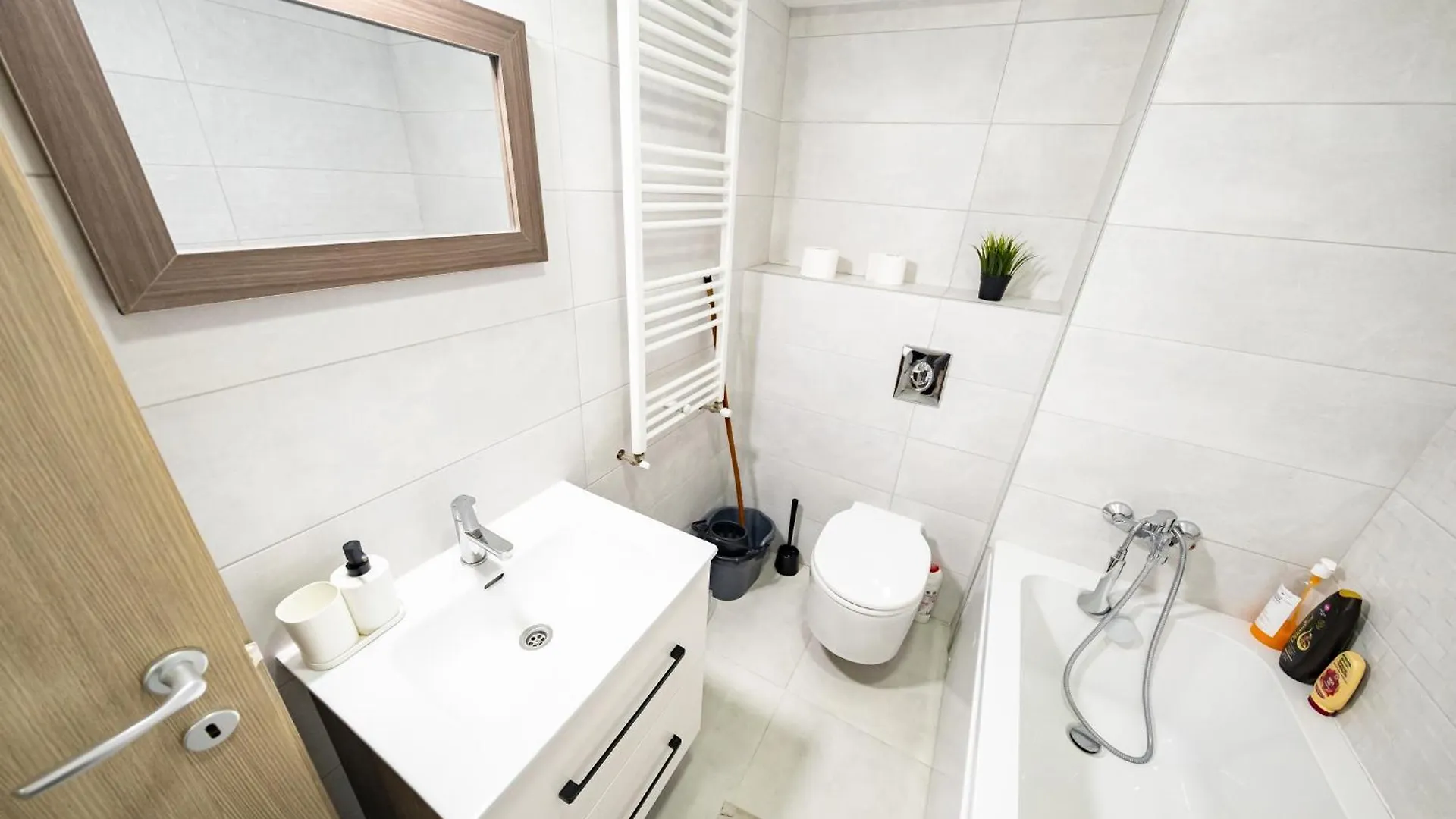 Yusuf Studio Nerva Traian Bucharest Apartment